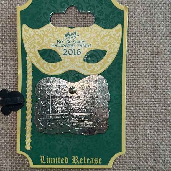 Mickey’s not so scary Halloween Party 2016 Pin - Picture 5 of 6